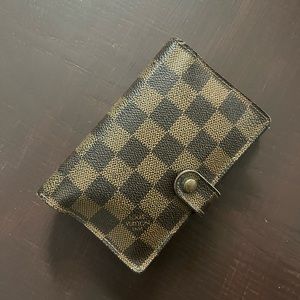 Louis Vuitton wallet/agenda